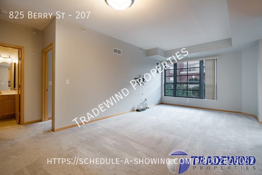 825 Berry St #207 - Photo 7 of 16