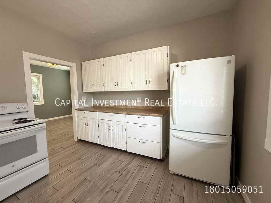 3844 S Mccall St - Photo 6 of 14