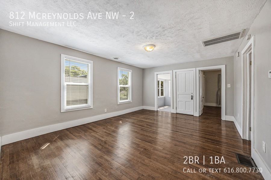 812 Mcreynolds Ave Nw #2 - Photo 5 of 16