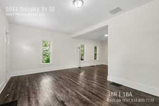 1033 Sigsbee St Se - Photo 1 of 1