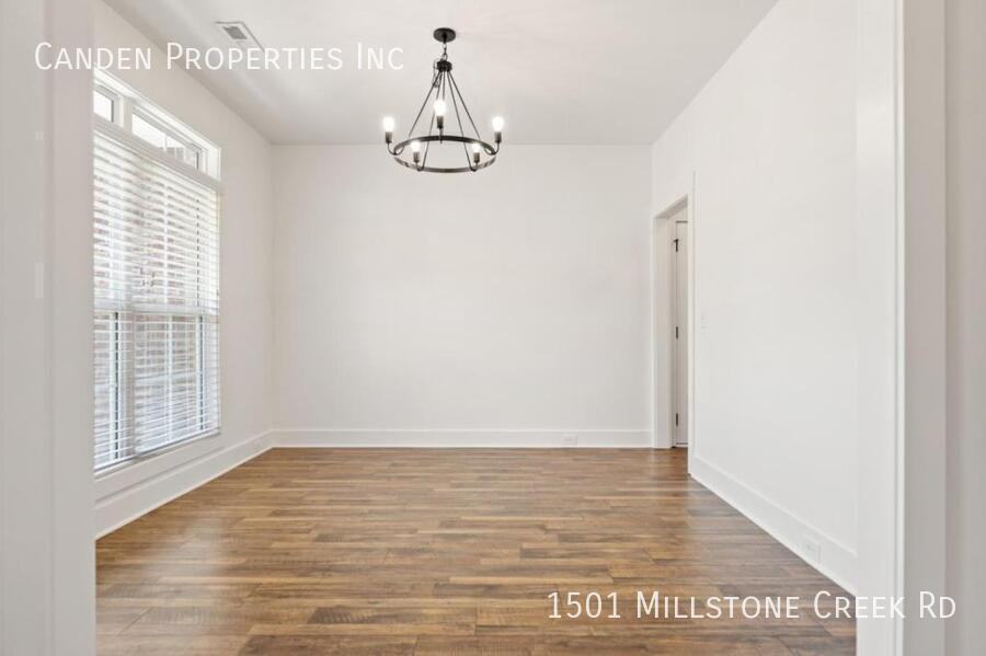 1501 Millstone Creek Rd - Photo 6 of 34