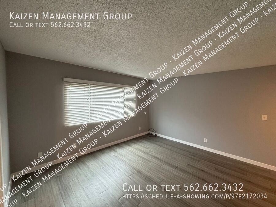 2201 Locust Ave #5 - Photo 7 of 12