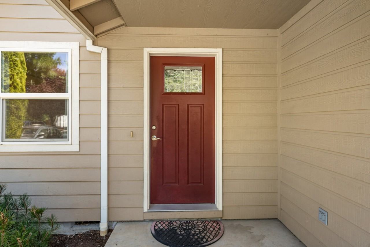 229 Reanna Way - Photo 4 of 28