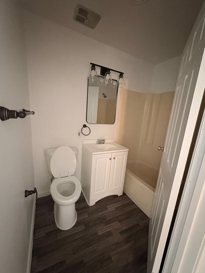 555 Pearl St #203 - Photo 6 of 6