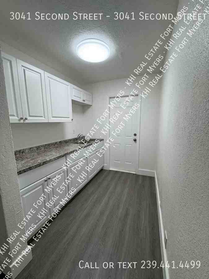 3041 Second Street - 3041 Second Street #3 - Photo 3 of 15