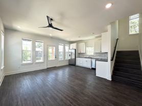 1960 West Stone StreetUnit - Photo 1 of 1
