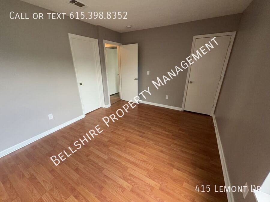 415 Lemont Dr - Photo 4 of 12