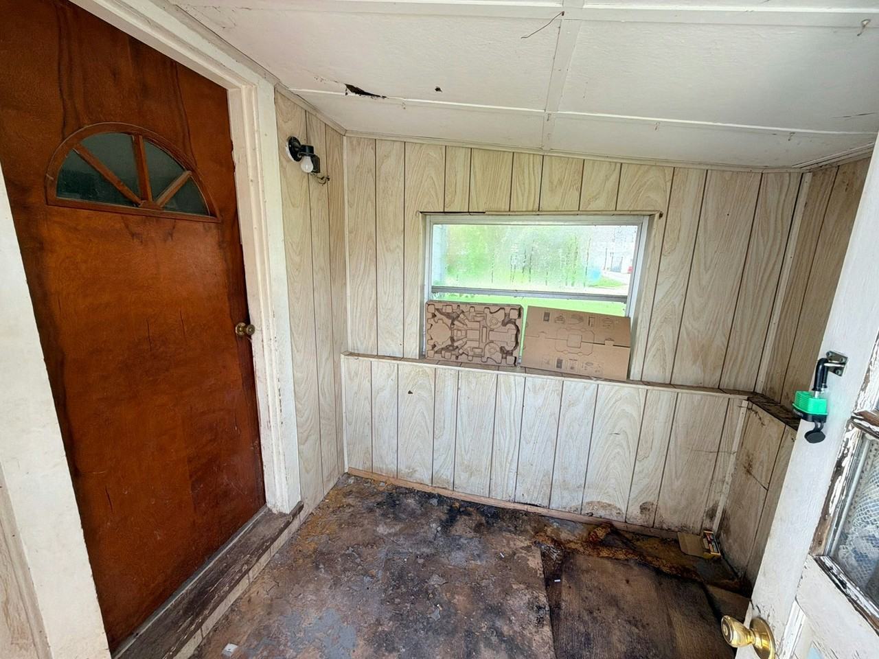 143 Elm Street - Photo 2 of 12