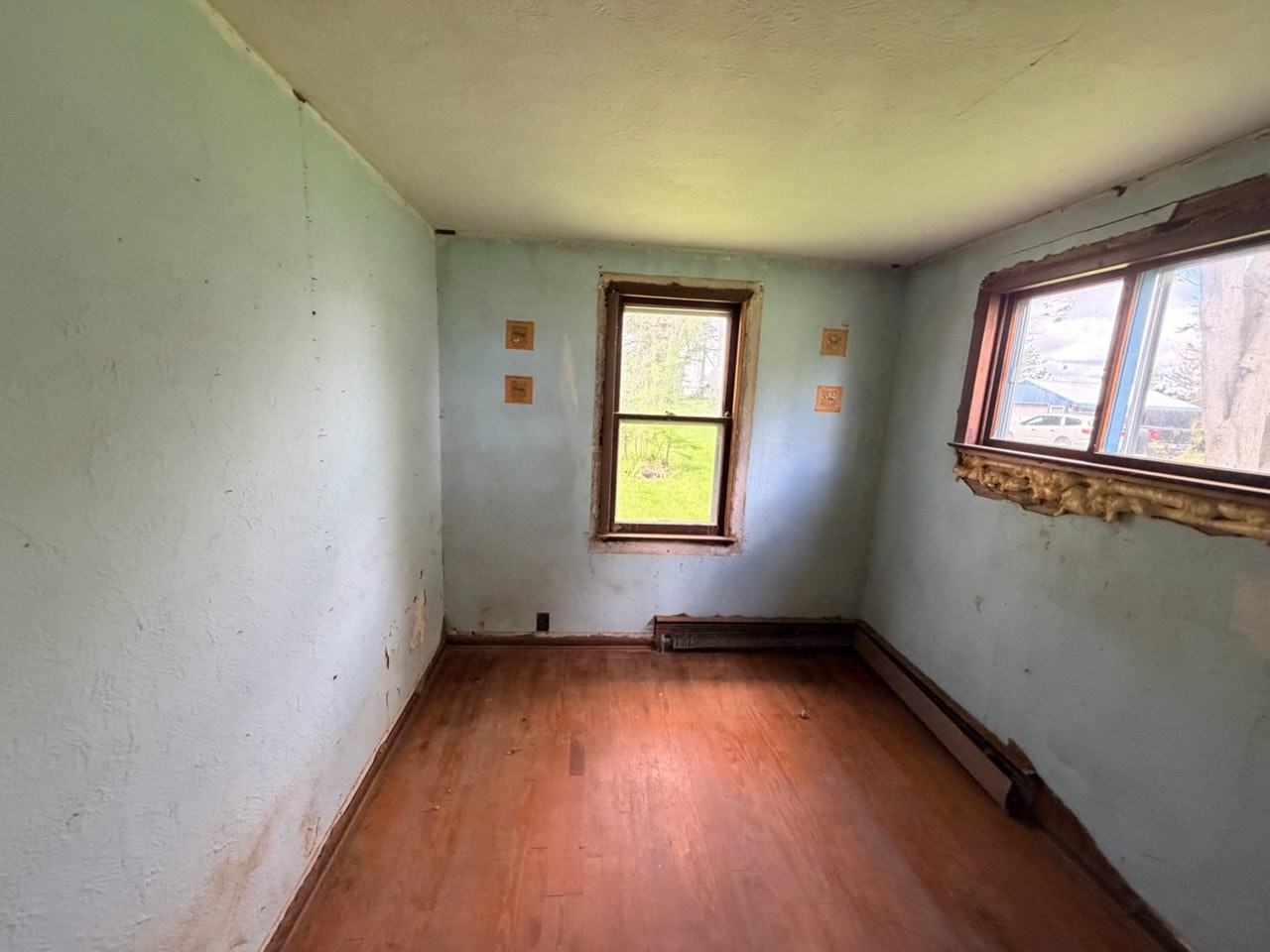 143 Elm Street - Photo 6 of 12