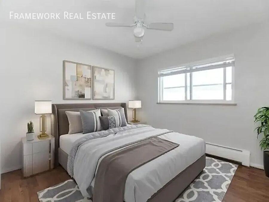 1410 Moline St #203 - Photo 2 of 9