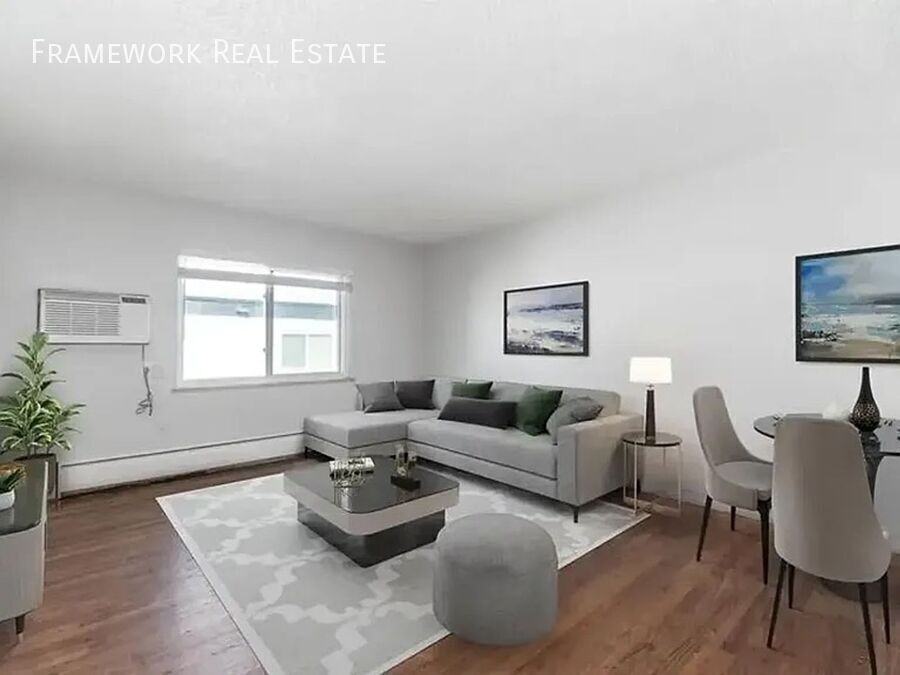 1410 Moline St #203 - Photo 7 of 9