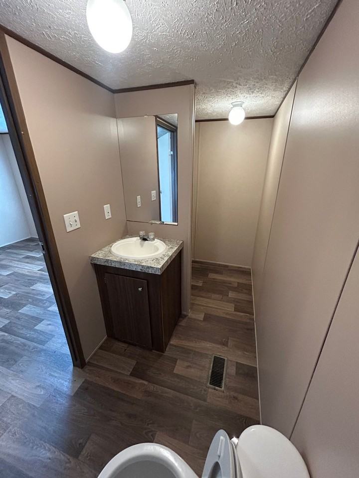 1705 Mary St - Photo 4 of 8