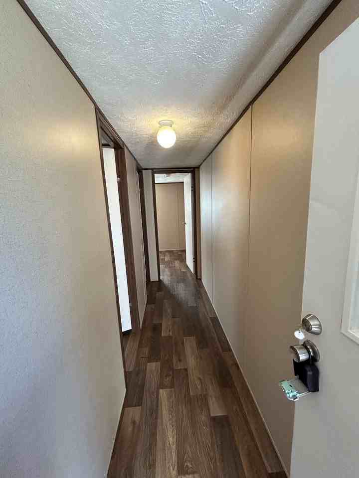 1705 Mary St - Photo 5 of 8