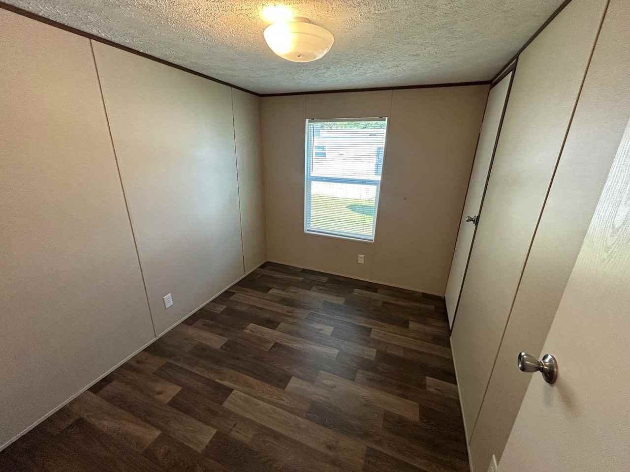 1705 Mary St - Photo 6 of 8