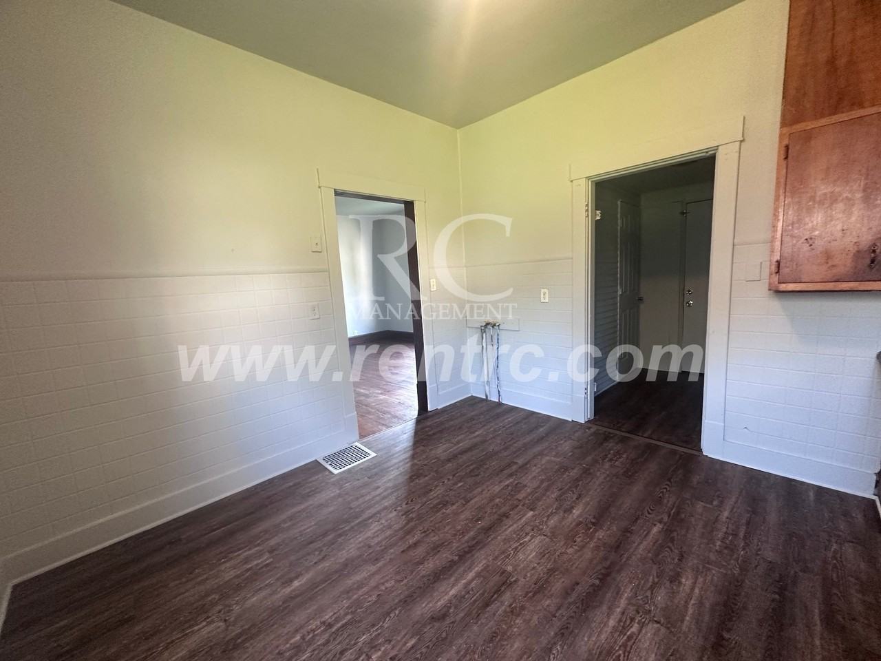 6 National Ave - Photo 3 of 16