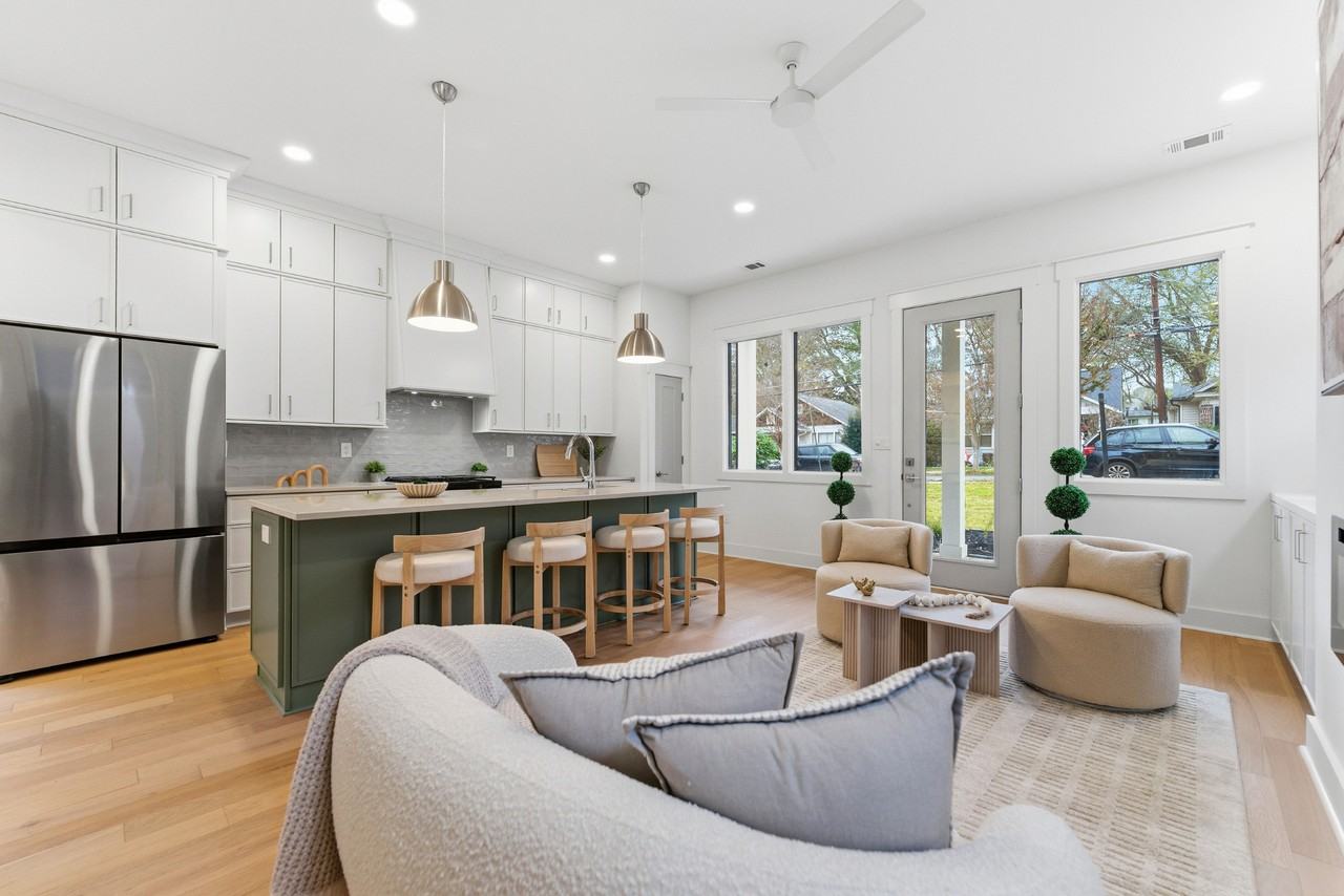 205 Whitefoord Ave Ne #A - Photo 5 of 21