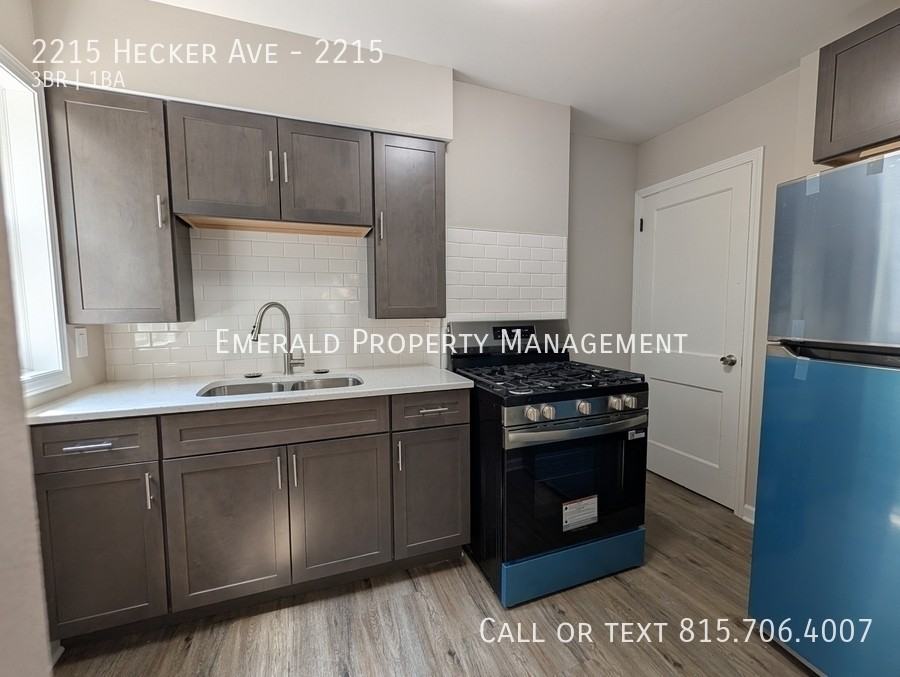 2215 Hecker Ave #2215 - Photo 6 of 11