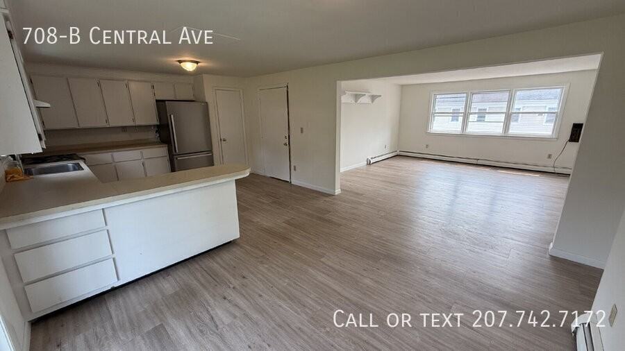 708 Central Ave Apt B - Photo 6 of 21