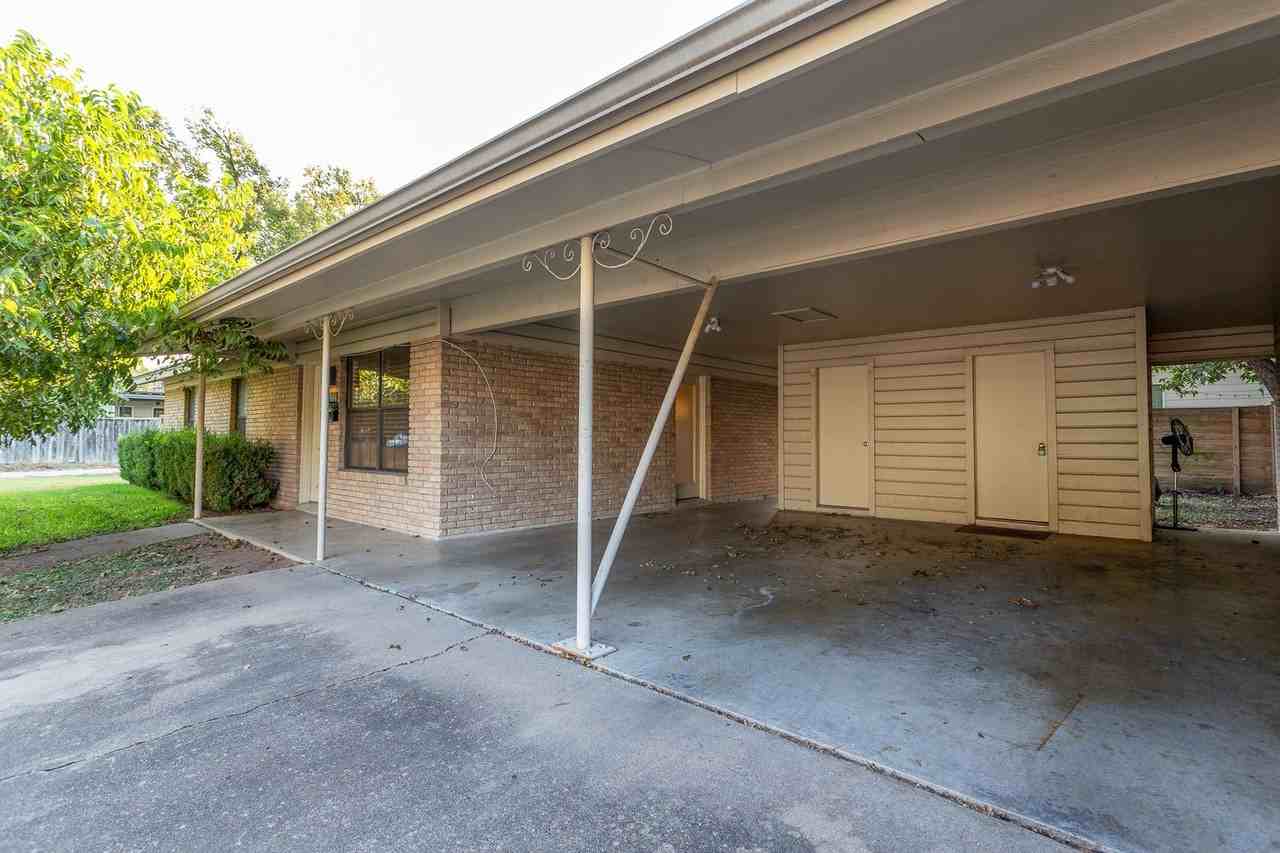 4501 Caswell Ave - Photo 3 of 19