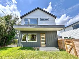 featured image of 5605 Samuel Huston Ave #1