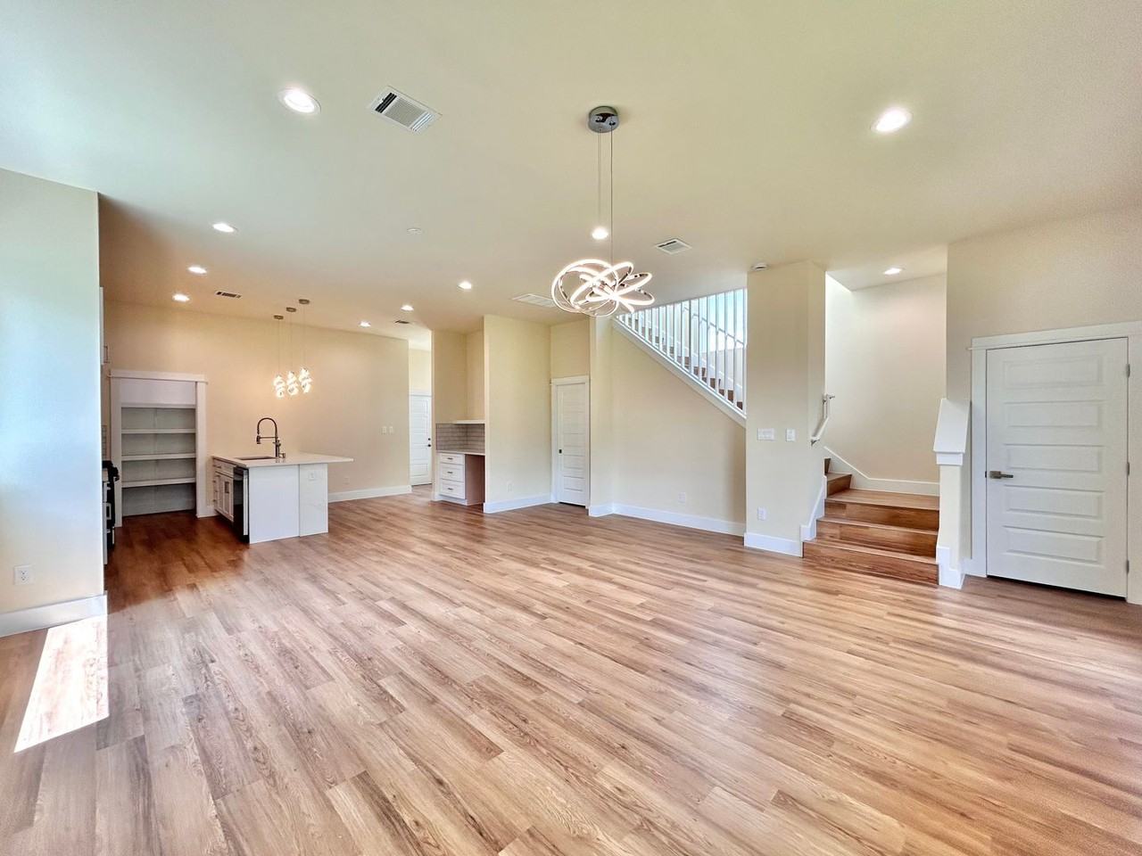 5605 Samuel Huston Ave #1 - Photo 5 of 22