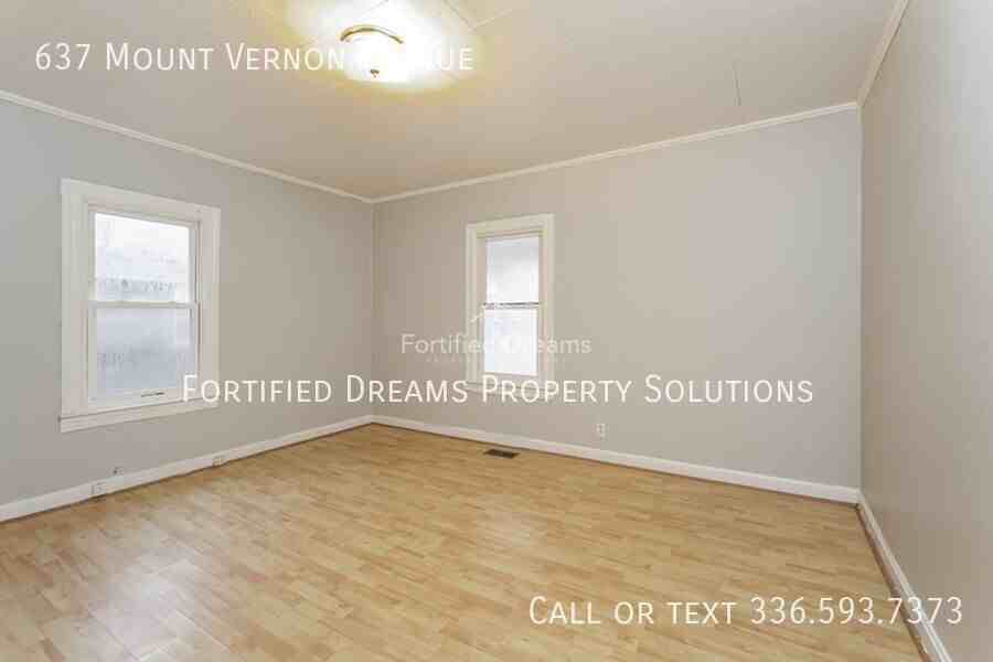 637 Mount Vernon Ave - Photo 2 of 10
