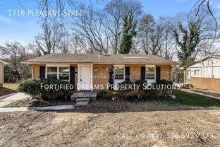 1316 Pleasant St - Photo 1 of 1