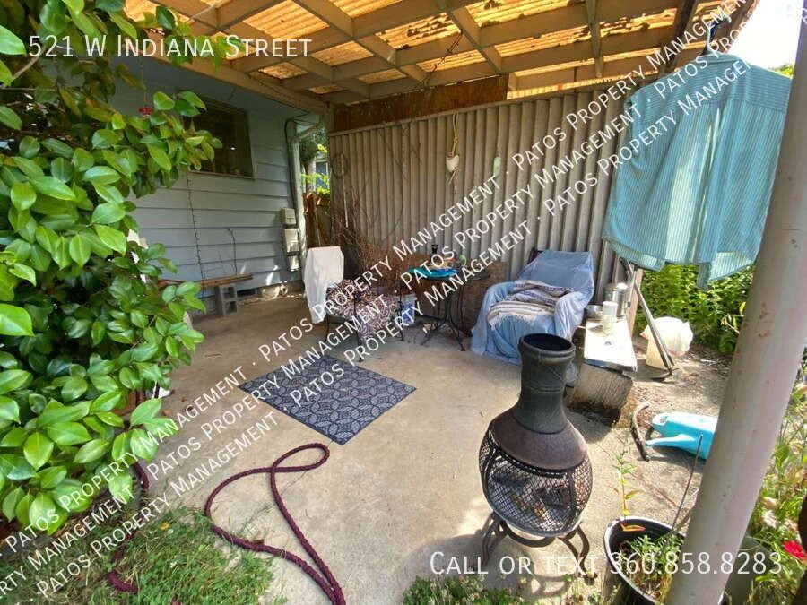 521 W Indiana St - Photo 3 of 16