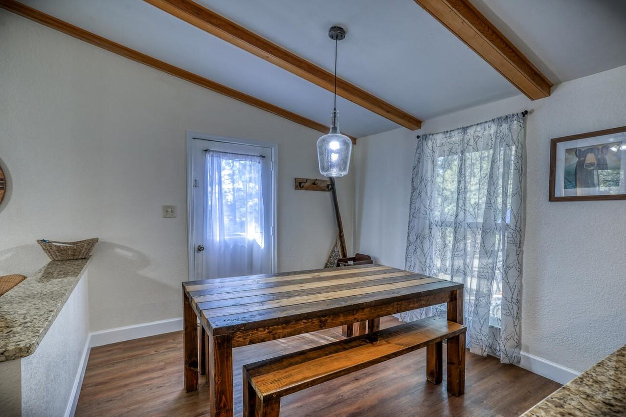 26 N Debonaire Ct #1 - Photo 2 of 33