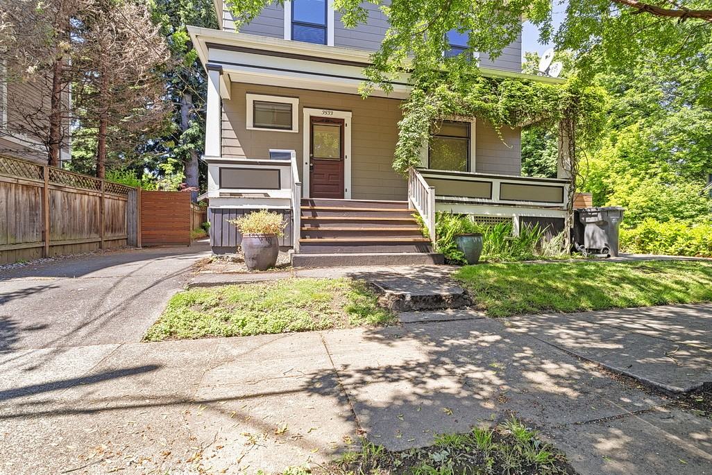 3533 Ne Grand Ave #A - Photo 2 of 36