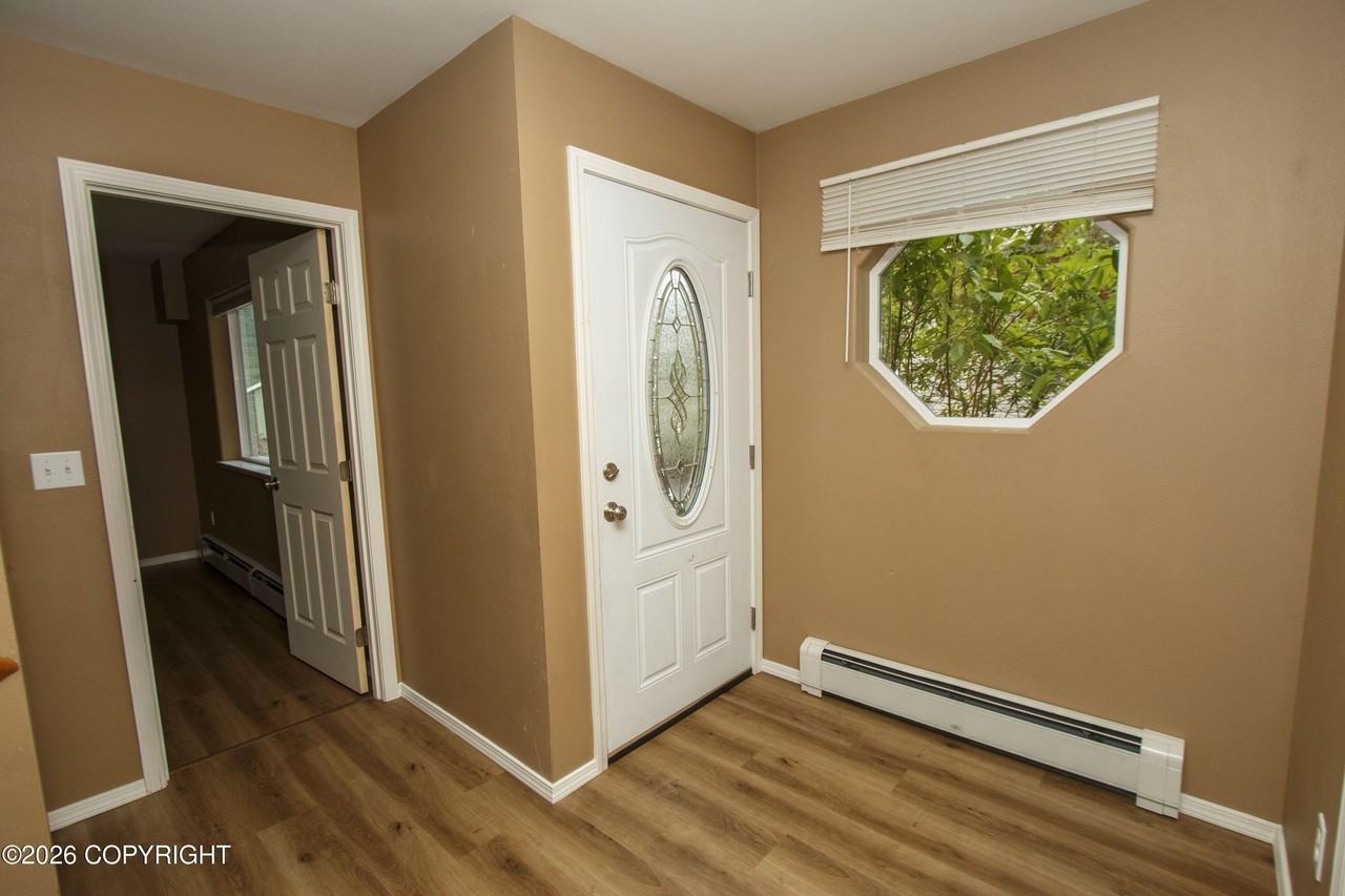 20757 Mountain Vista Dr - Photo 3 of 30