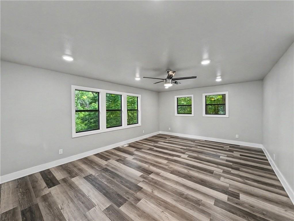 24 Hampstead Ln - Photo 5 of 20