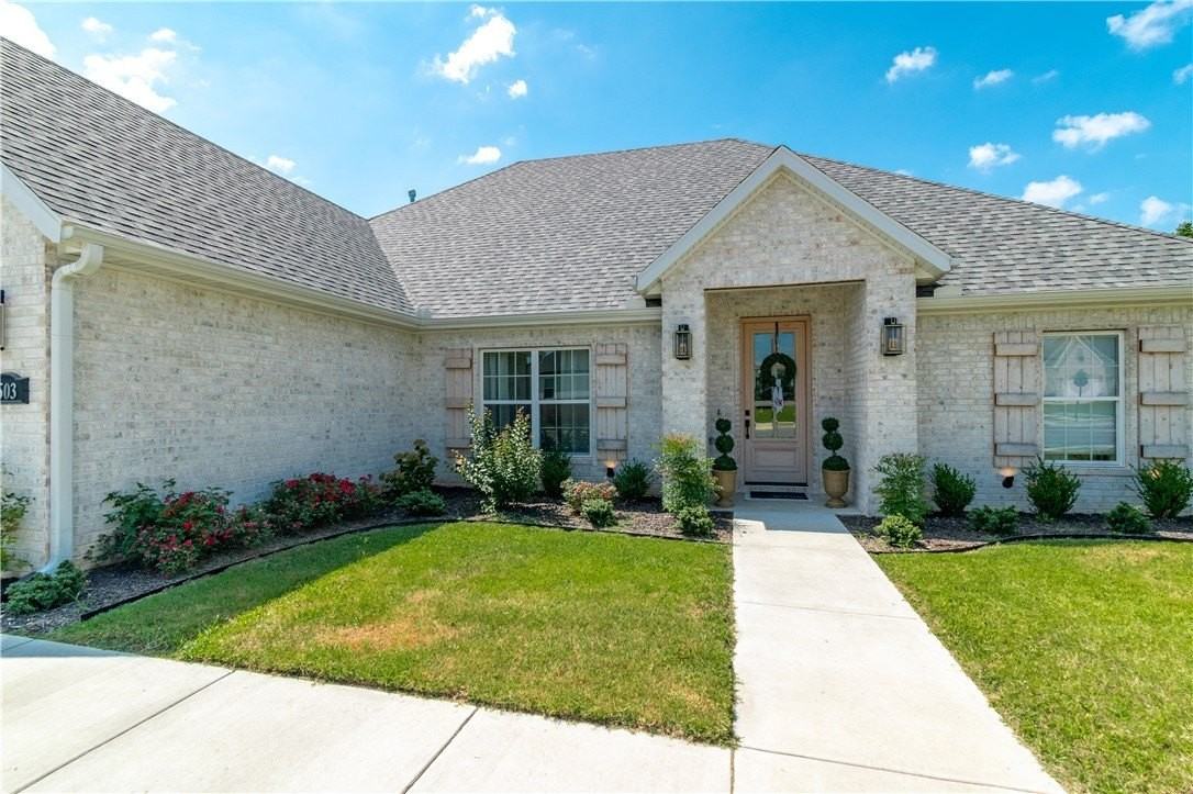 3503 E Lexus Dr - Photo 4 of 32