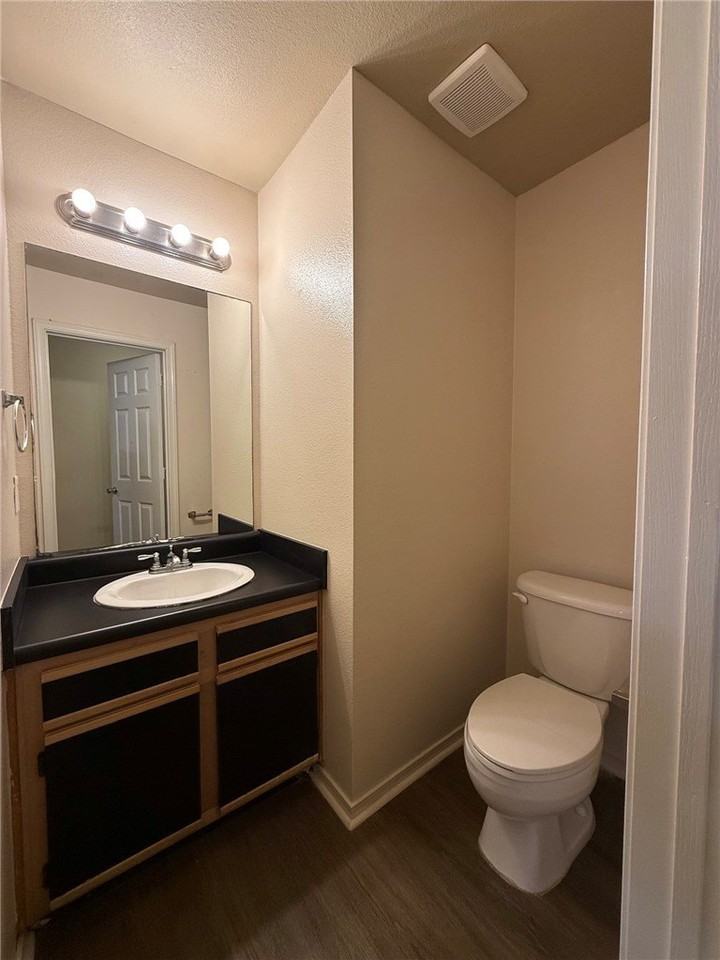 851 W Piedmont Pl #2 - Photo 4 of 12