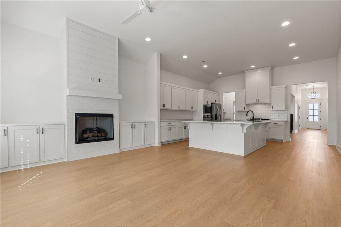 6300 Sw Beacon St - Photo 4 of 23