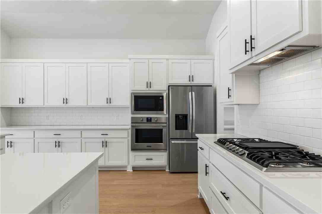 6300 Sw Beacon St - Photo 7 of 23