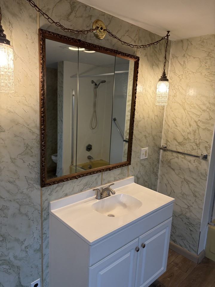 1011 E 3rd St #1 - Photo 6 of 16