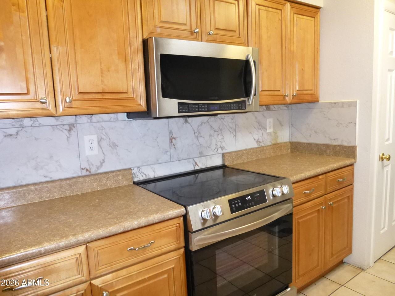 946 E Loma Vista Dr - Photo 5 of 16