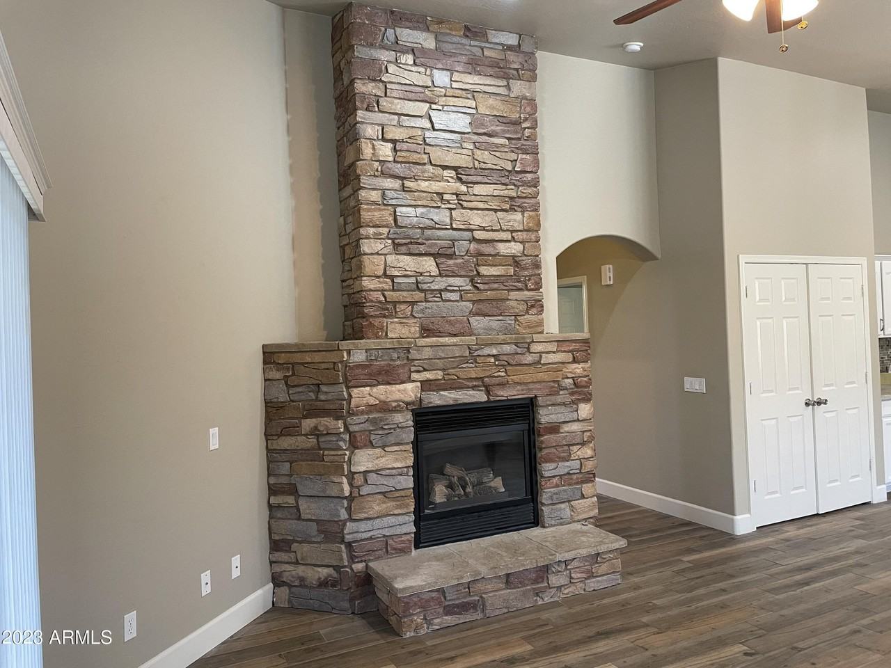 17416 N 170th Ln - Photo 5 of 43