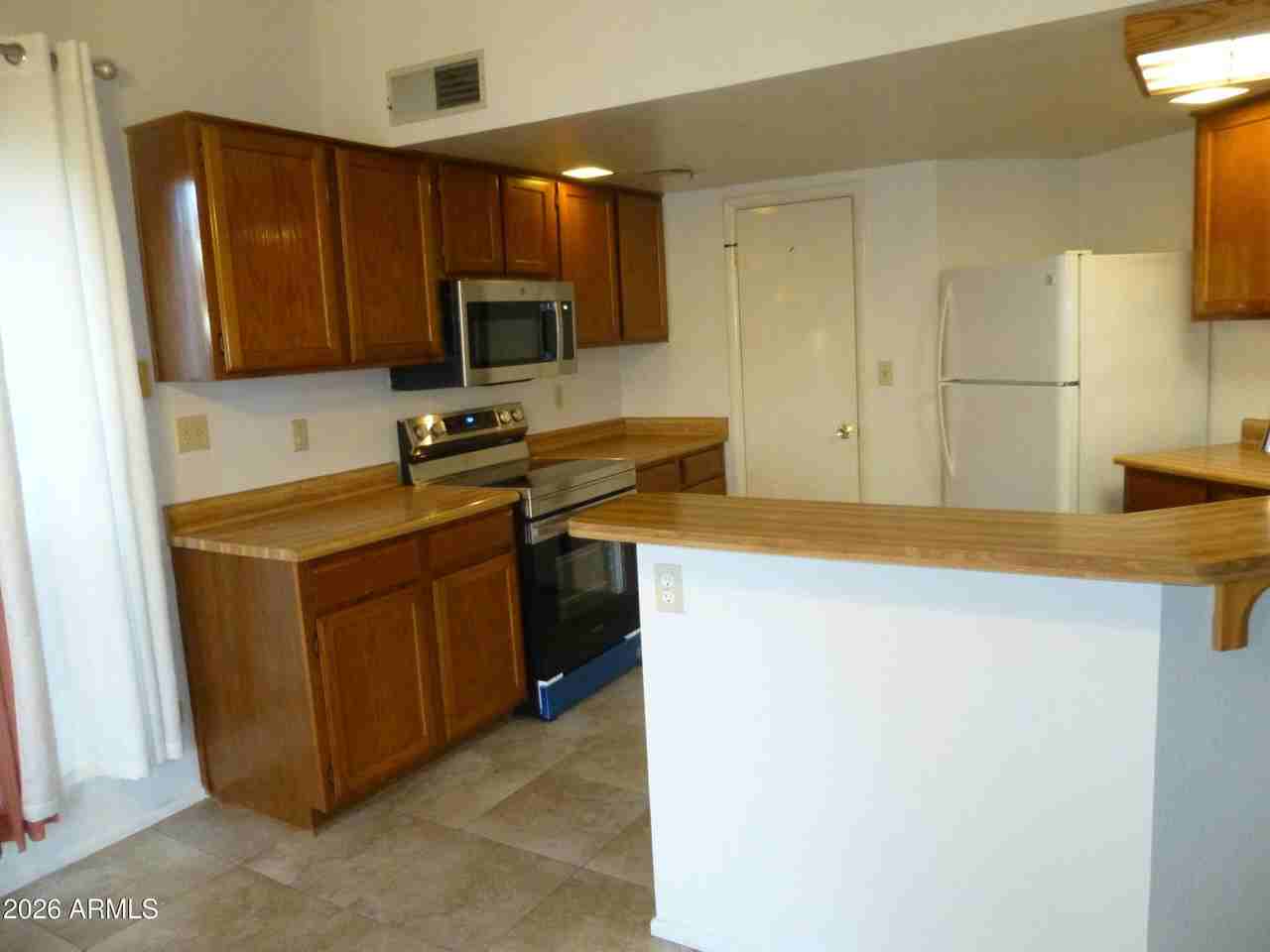 3853 W Ivanhoe St - Photo 5 of 18