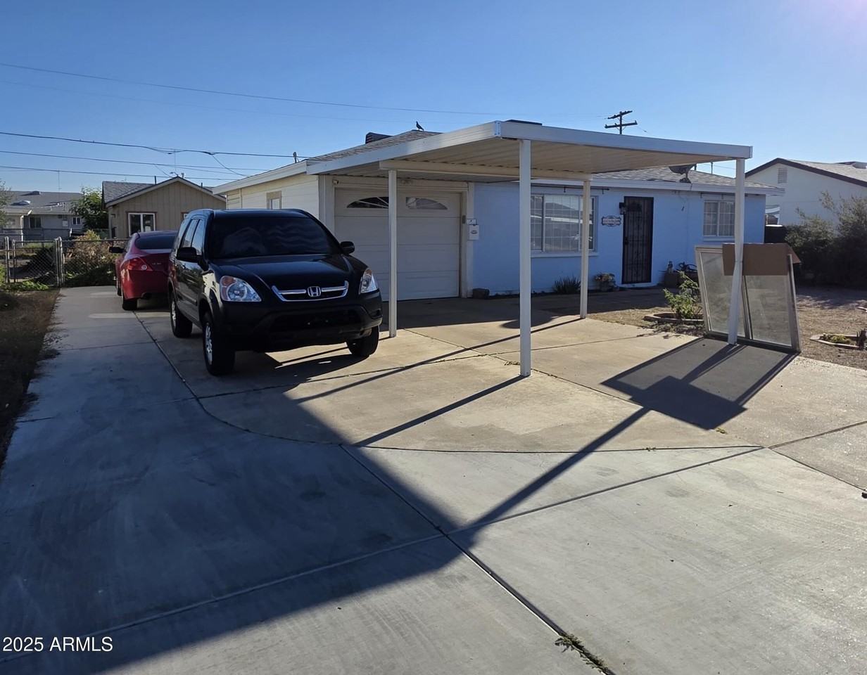11329 W Duluth Ave - Photo 2 of 42