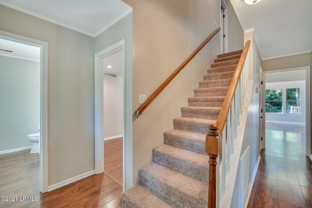 24 Chesterfield Lake Dr - Photo 4 of 29