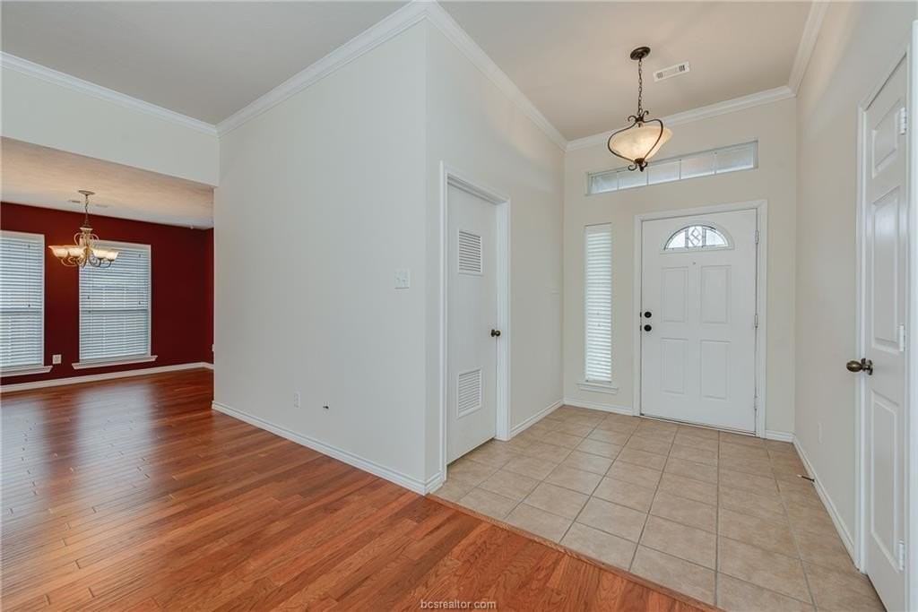 1207 Portsmouth Ct - Photo 4 of 31