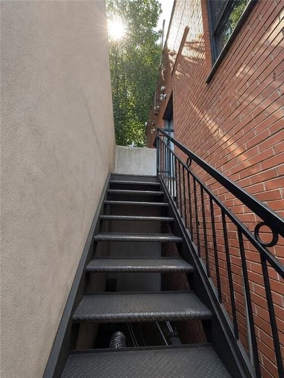 835 55th St - Photo 2 of 13