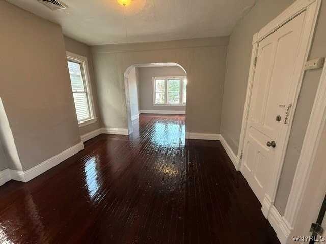 198 Mackinaw St - Photo 3 of 14