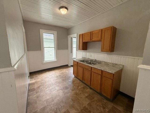 198 Mackinaw St - Photo 7 of 14