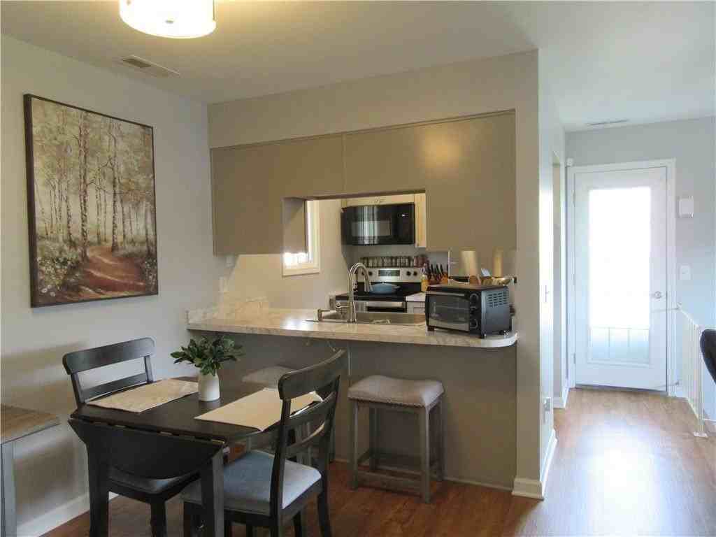 524 Eastbrooke Ln - Photo 5 of 15