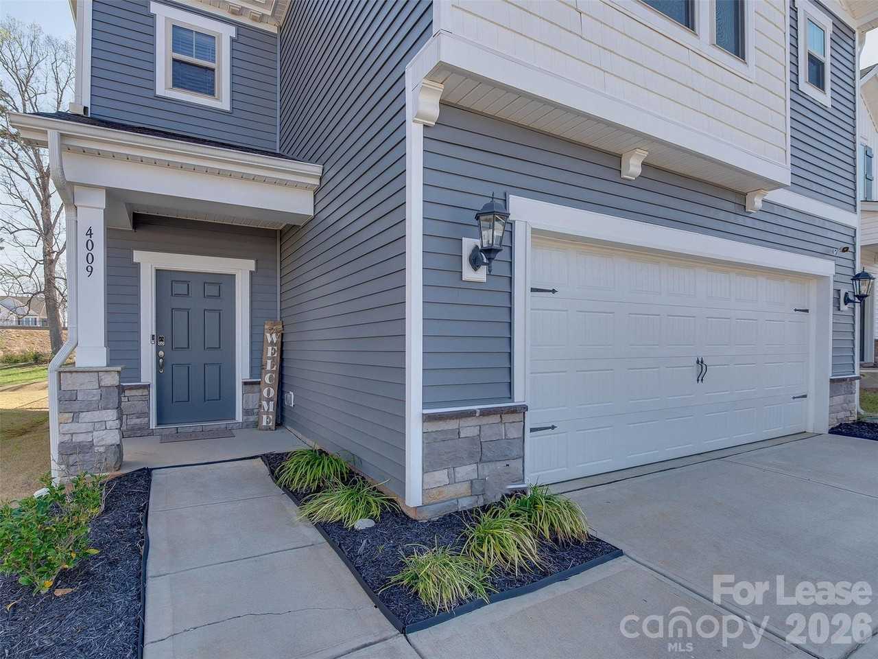 4009 Woodland View Dr - Photo 2 of 48