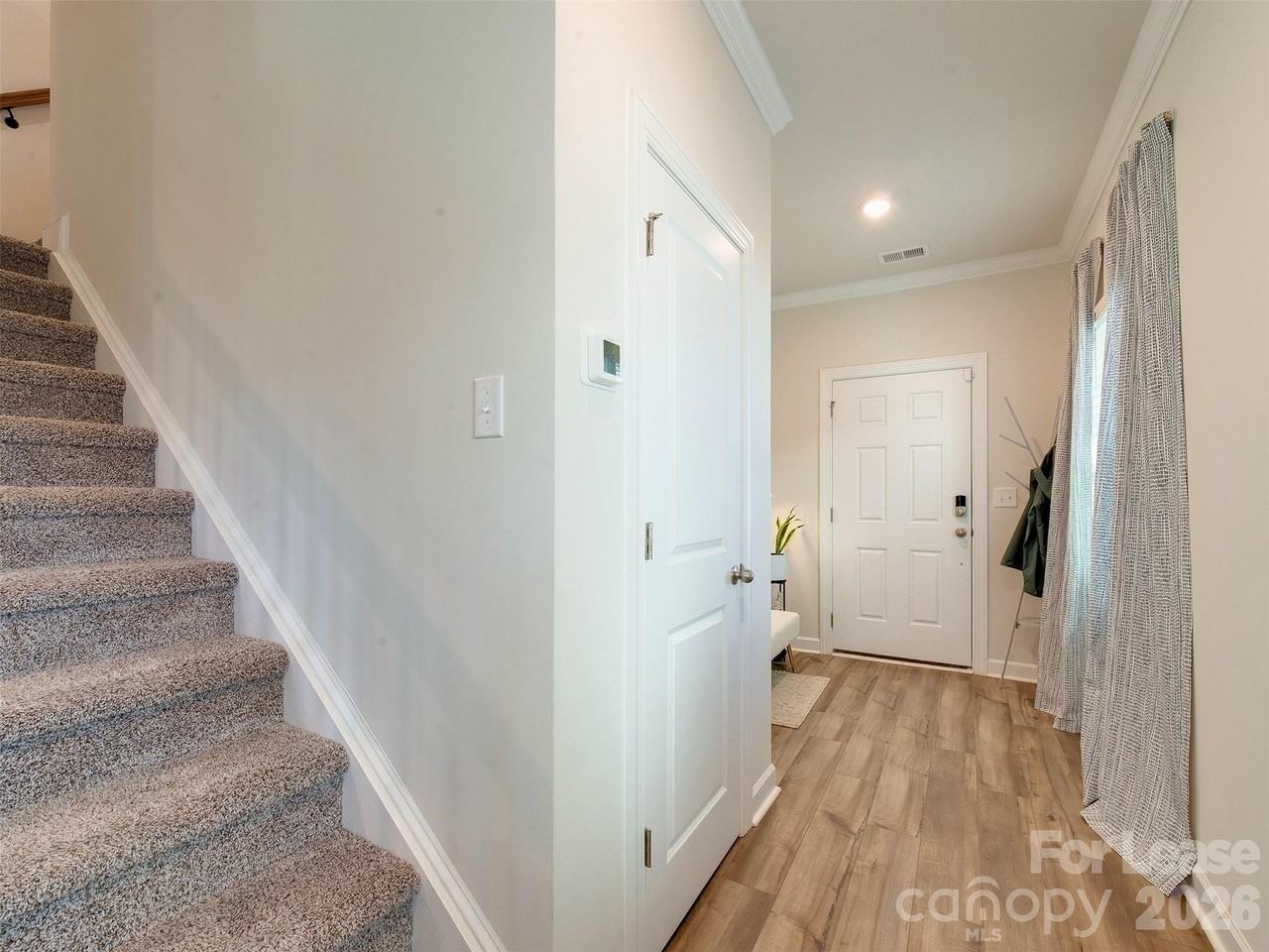 4009 Woodland View Dr - Photo 6 of 48