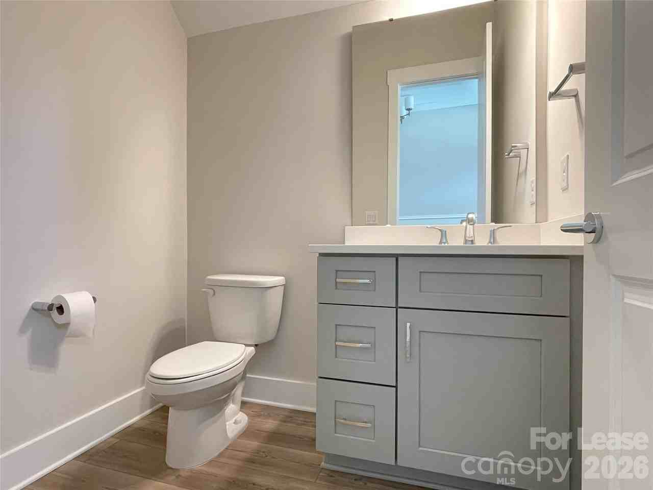 1014 Parkes St - Photo 7 of 23